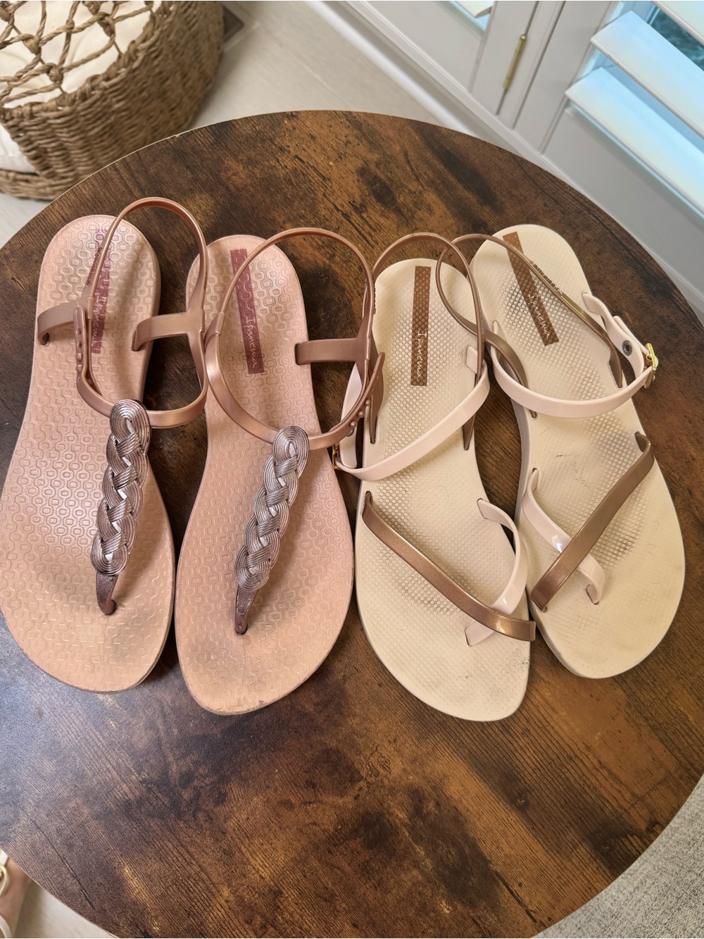 Ipanema Women’s Sandals – Bundle of 2 Pairs